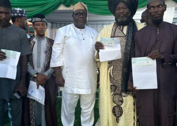 House of Reps member Ereyotimi fetes Muslims in Delta ….gives face-lift to Warri mosque