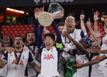 Tottenham Win Europa Trophy, Earn Champions League Ticket