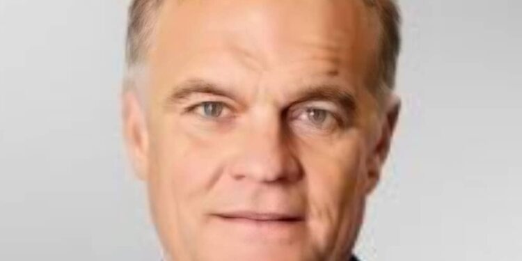 CIPS Group CEO Ben Farrell, MBE, Visits Nigeria to Champion Procurement Excellence and Sustainability