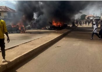 Mob Sets ABU Bus Ablaze, Kill 12 Wedding Guests in Plateau