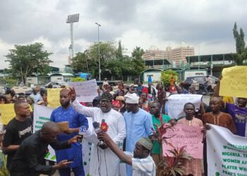 Protest Rocks National Assembly as Civil Servants, Minister Clash