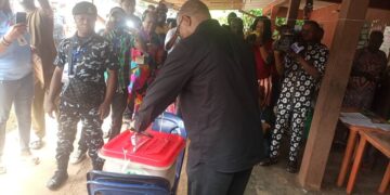 Peter Obi Votes in Anambra Guber Polls