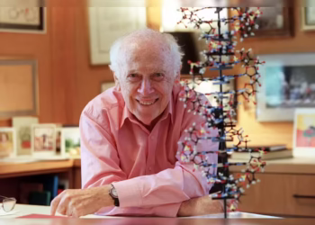 DNA Pioneer James Watson Dies at 97