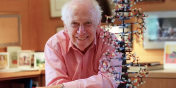 DNA Pioneer James Watson Dies at 97